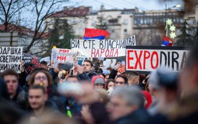 Serbia în fierbere: Vucic pleacă, protestele-s tot mai mari