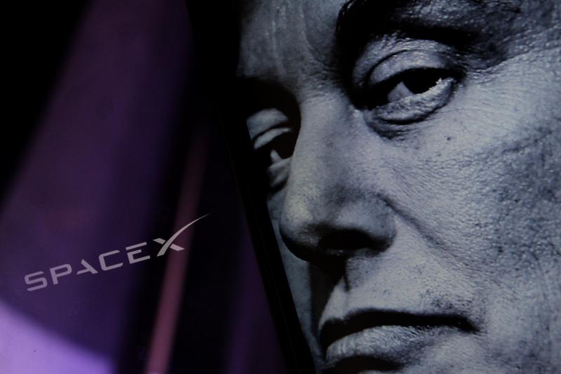 SpaceX dă 60 mld $ pe un gigant AI