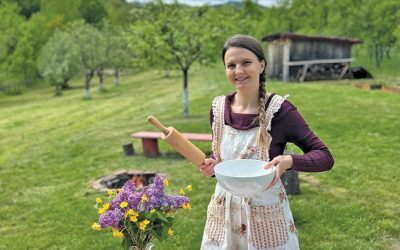 Corbșori, Argeș: Raluca Cocoș transformă livada într-un local gourmet