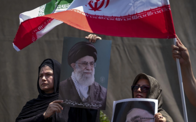 Iran: Khamenei pe ultimul drum. Funeralii naționale cu milioane de oameni