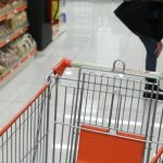 Cumperi mai ieftin: aplicația ce îți arată prețurile din magazine