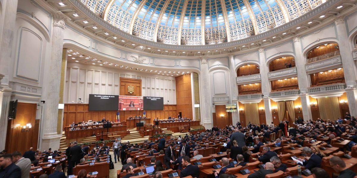 Parlament: Urgență pentru 4 miliarde € din PNRR