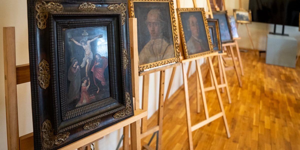 Opere furate din România, returnate Italiei după recuperare