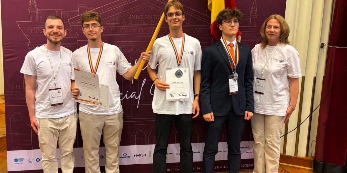 România aduce 3 medalii de la Olimpiada IA