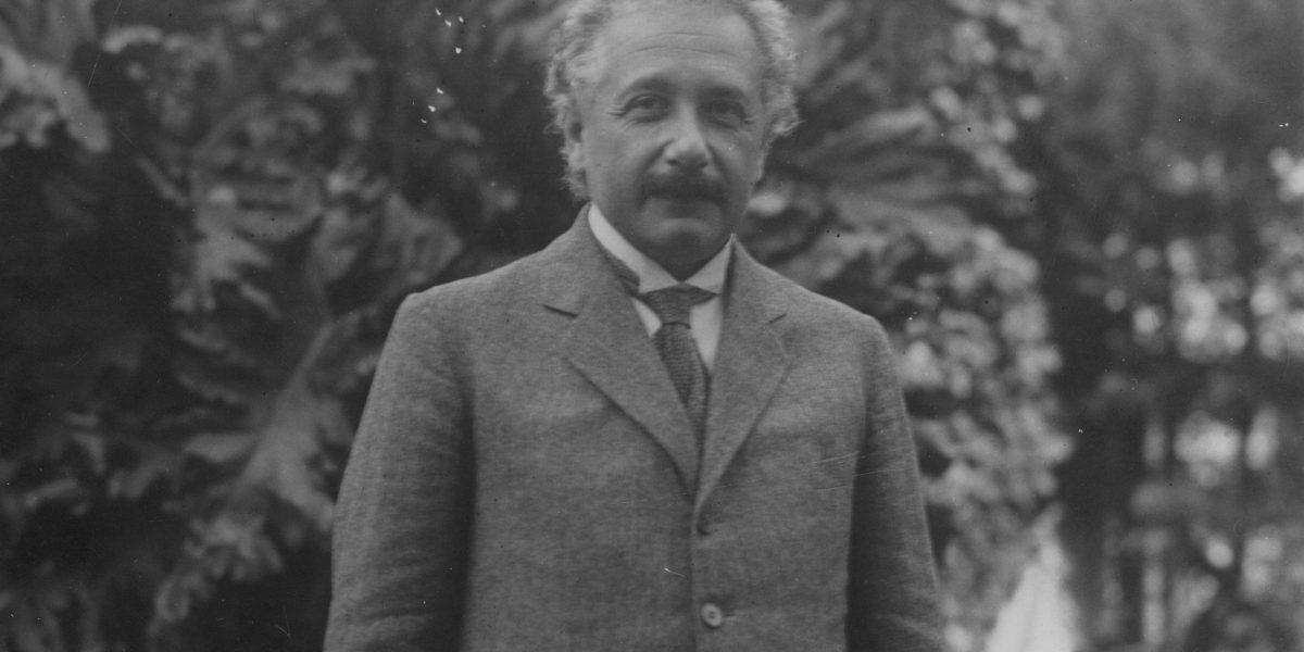 Einstein: A greșit uriașul fizicii românești?