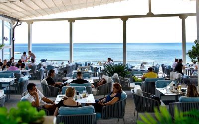 Mamaia: Apa, mai scumpă ca berea. Cum te hrănești ieftin în 2026