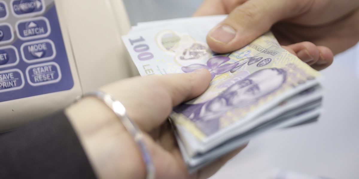 Pensii facultative: 38% creștere în mai, 93 mil. lei noi