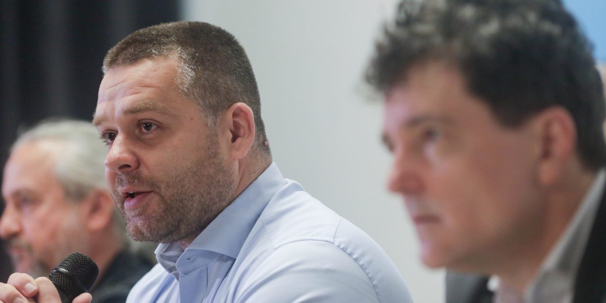 Statul unificat din București pentru referendum: „Decidem urgent”