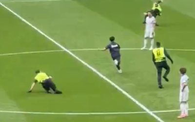 Fan pe teren, stewarzii uimiți la Belgia – Senegal
