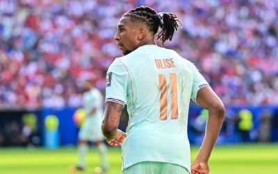 Olise a ales: Bayern sau Real? Agentul îi dă o direcție