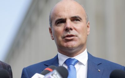 Rareș Bogdan, sfat pentru Bolojan pe Facebook: cum negociai cu CE