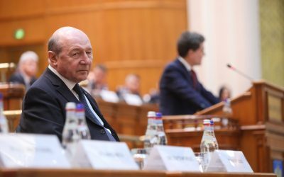 Băsescu, pe Nicușor Dan: „În ce Constituție scrie asta?”
