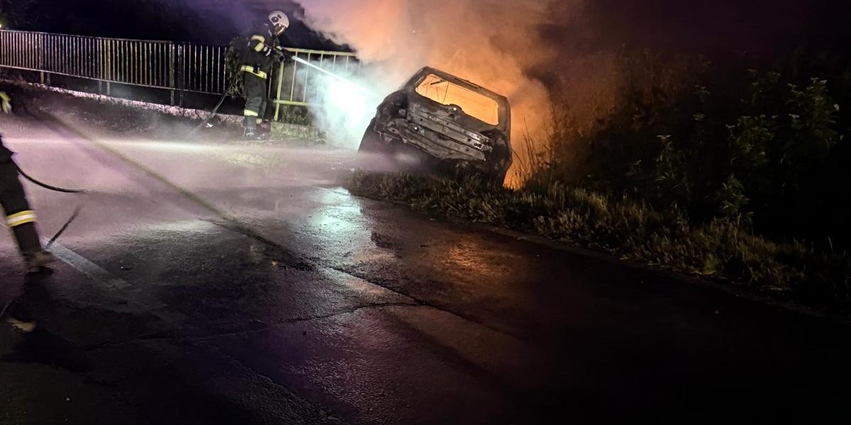 Dâmbovița-flăcări pe șosea! Tânăr de 21 de ani, la spital