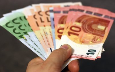 Profesoară din Germania, în concediu, recompensată 17 ani