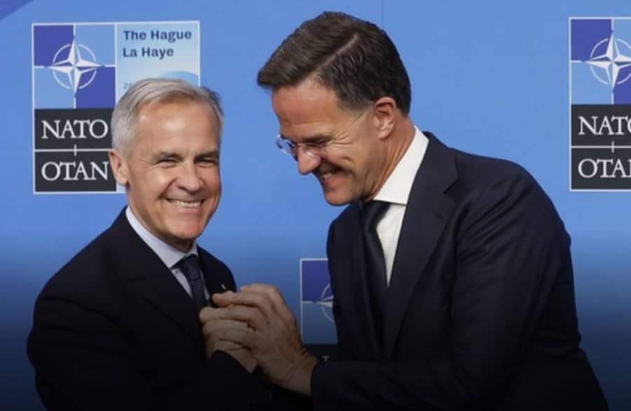 România, membru fondator al Băncii NATO pentru Apărare, condusă de Canada