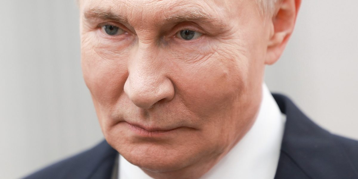 Putin, amenințare: Vestul Ucrainei revine istoricilor vecini