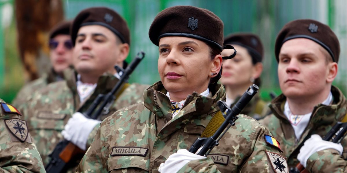 MAPN: Armata se modernizează pe buget dacă UE nu ajută