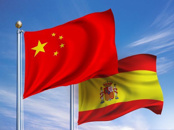 Spania: Fabrica de 4,1 mld euro, construită cu muncitori chinezi
