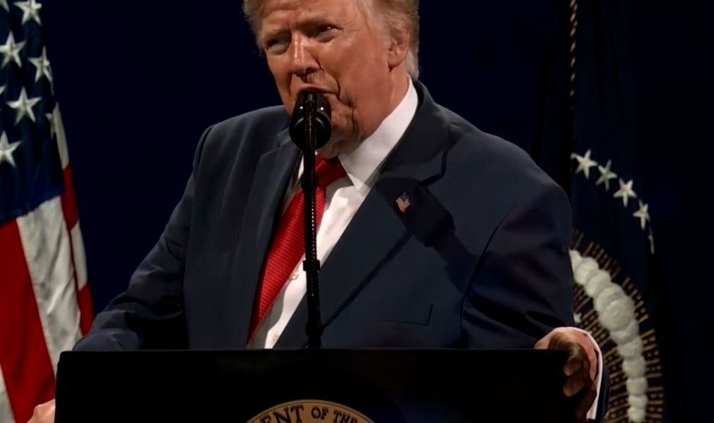 Trump: Mă intermediez între Putin și Zelenski pentru pace