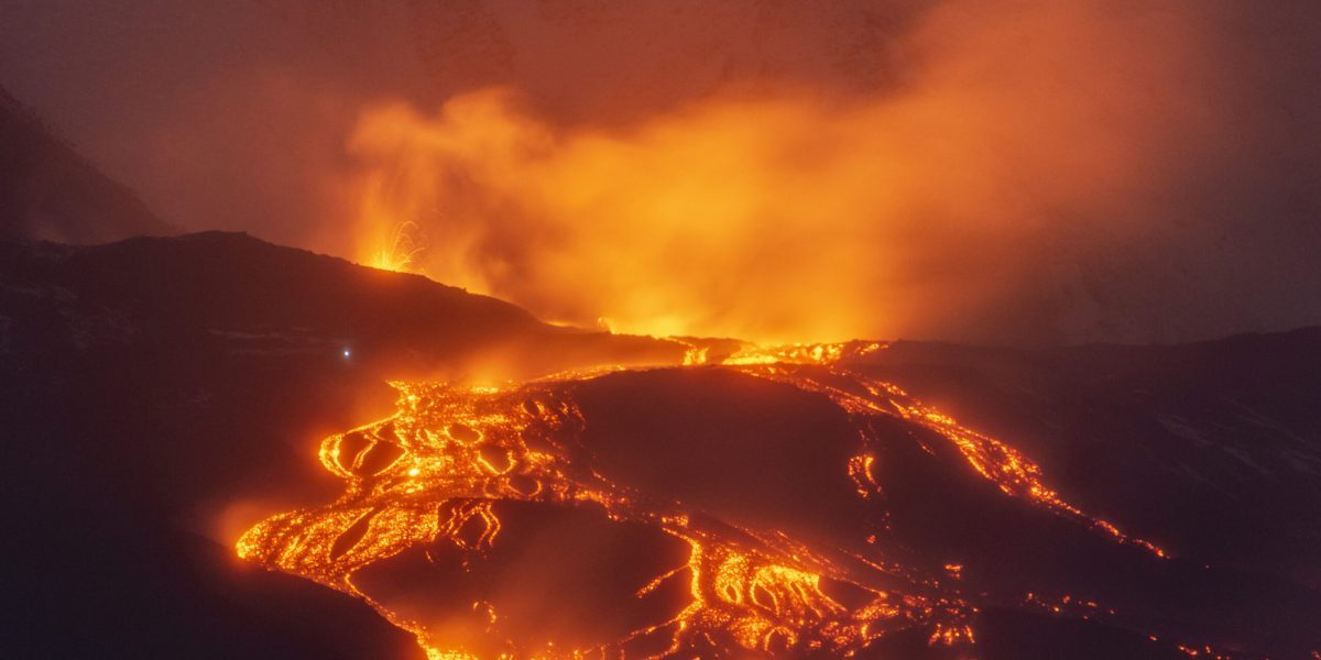 Etna închide Catania: Zboruri suspendate, MAE anunță