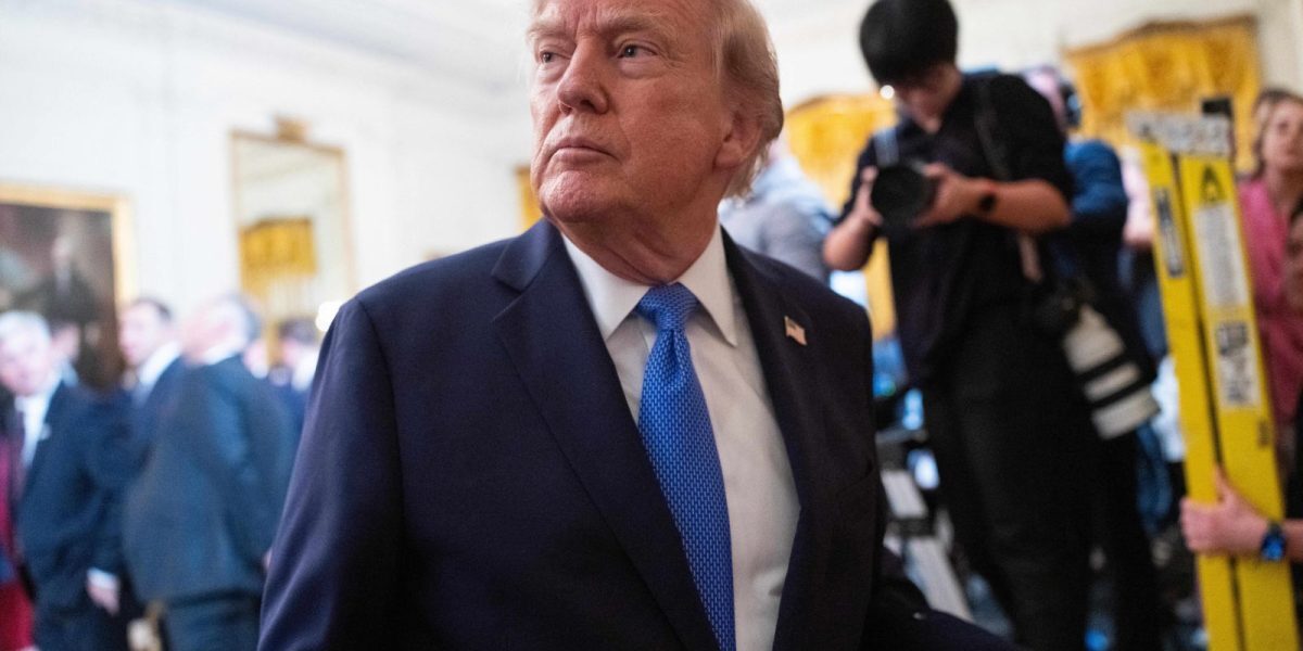 Trump investește 900 mil. $ în Casa Albă