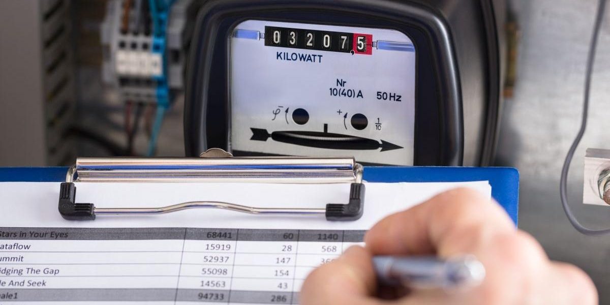 Factura la energie: Cât plătești acum, cât vei plăti curând