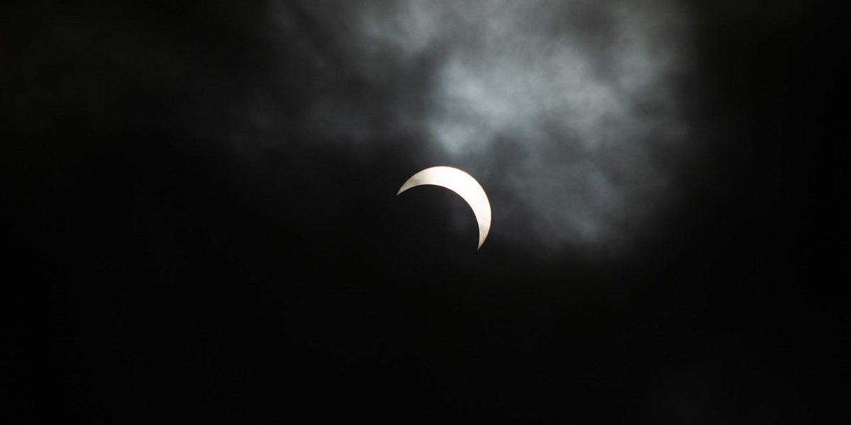 Eclipse Lună 28 aug: Ce se vede din România