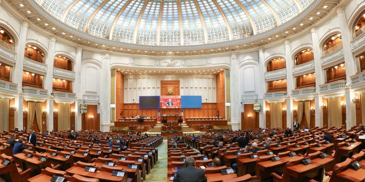 AUR se opune: Deputații închid PNRR, majoritatea AUR a votat contra
