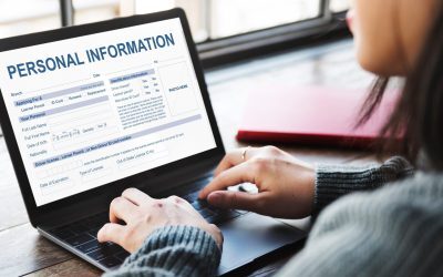 Laptopul de serviciu: mesajele sunt private? Ce verifică angajatorul