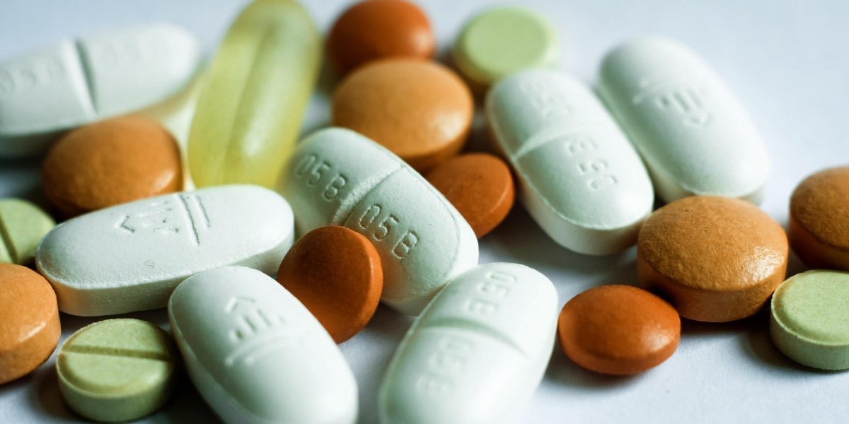Medicamente vitale lipsesc: 3 substanțe nu se găsesc, 8 cu probleme vechi