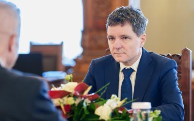 Nicușor Dan: Legea salarizării, eșec anunțat