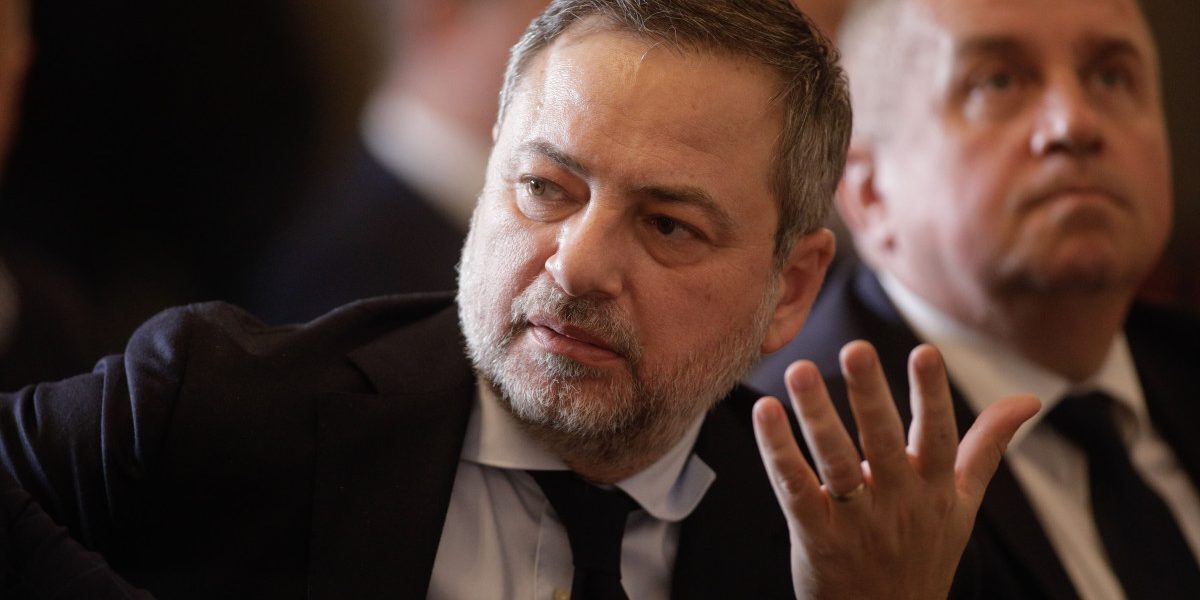 Motreanu, după rating: „Nu există bani fără limită”