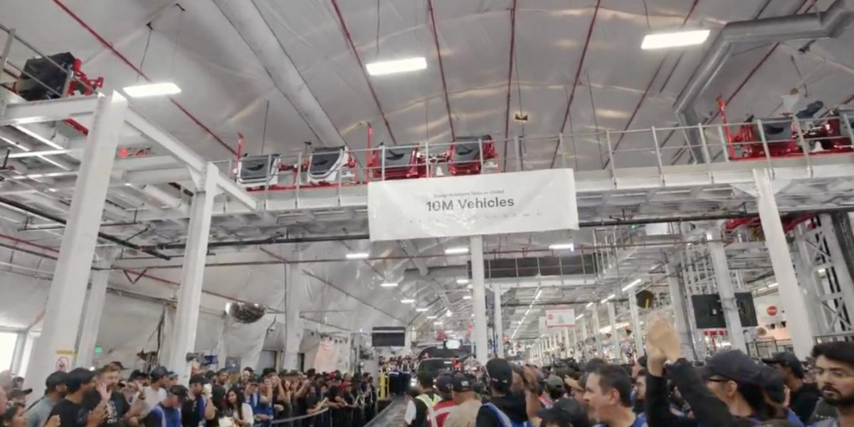 Tesla, 10 milioane mașini, dar fabricile duc lipsă de clienți