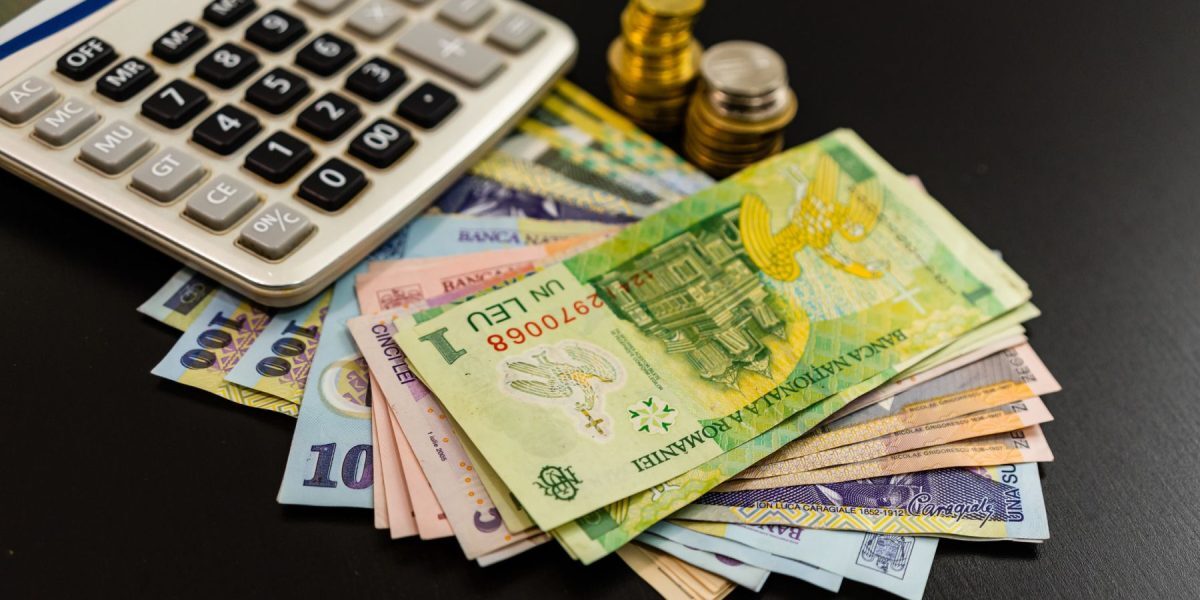 Declarația 112, haos la Finanțe! Fiscul e luat la întrebări