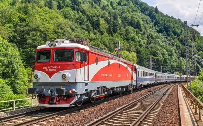 Trenuri vechi pe linie nouă: Milioane PNRR, în pericol la Cluj-Oradea