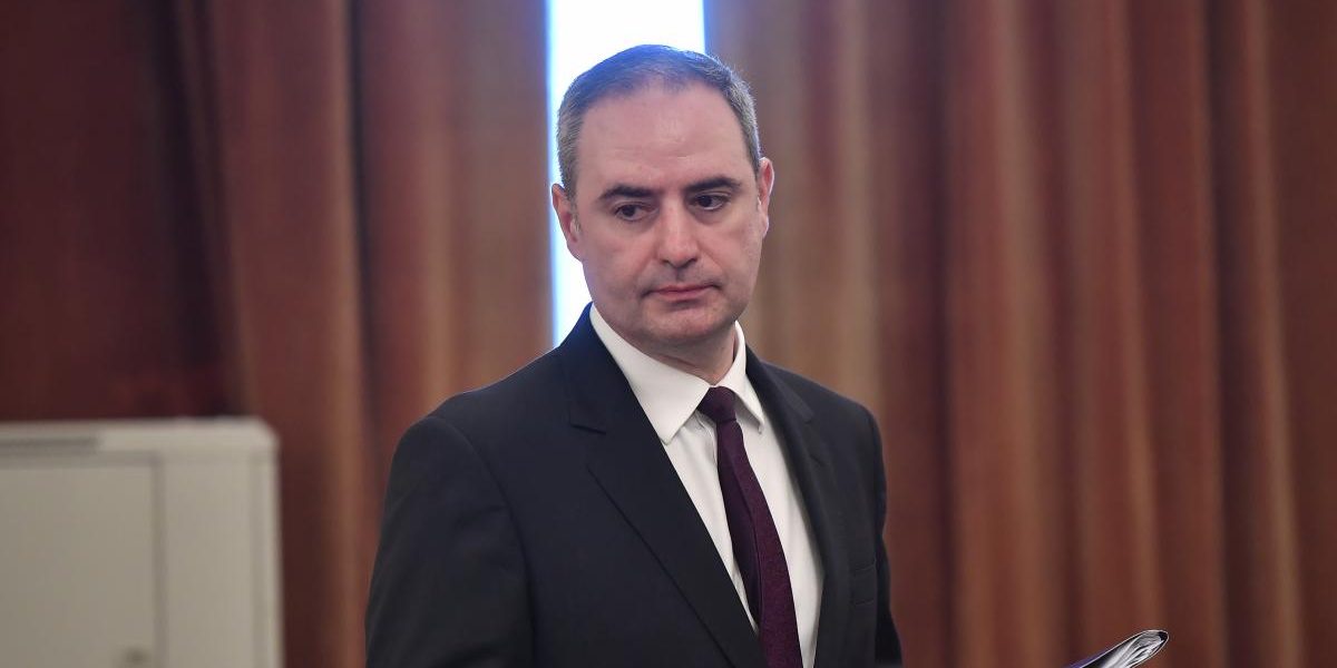 Antonescu îl propune pe Nazare premier. Bolojan pleacă de la Guvern