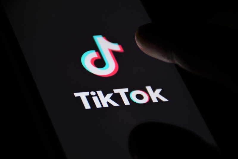 TikTok a cenzurat „ambulanța neagră”, CNA confirmă