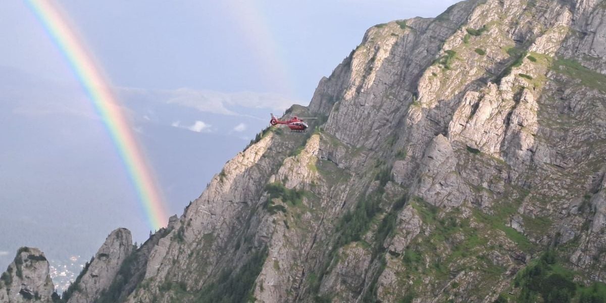 Germani salvați de pe cel mai mare perete din România