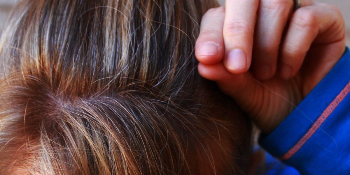 Usturoiul: Miracol natural contra firelor gri