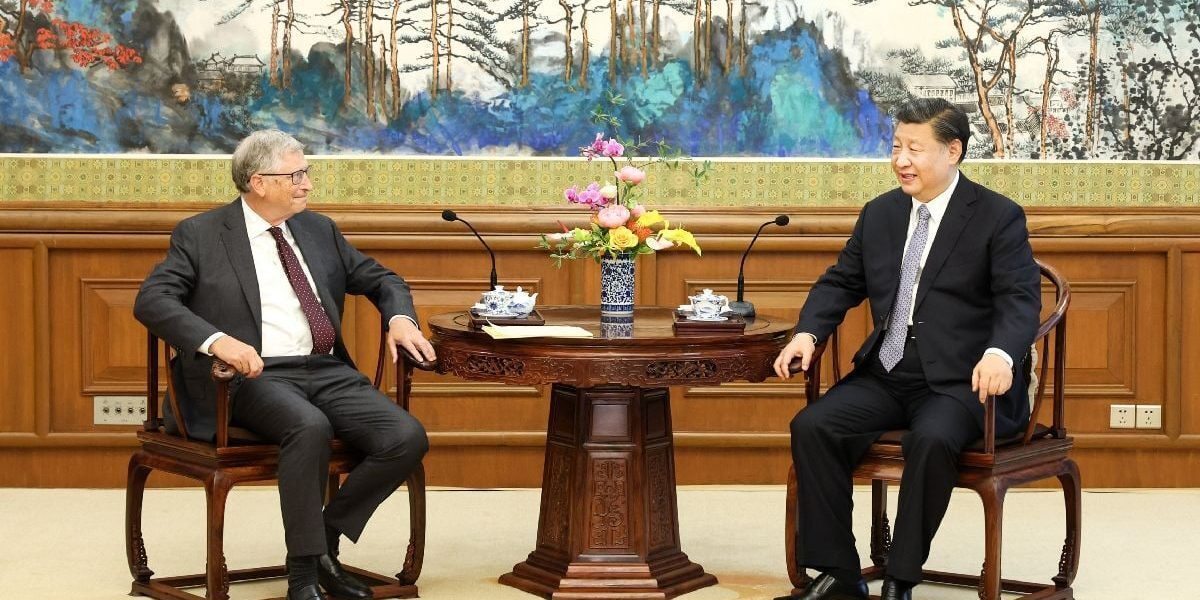 Gates alarmat de IA: cere audiență la Xi Jinping