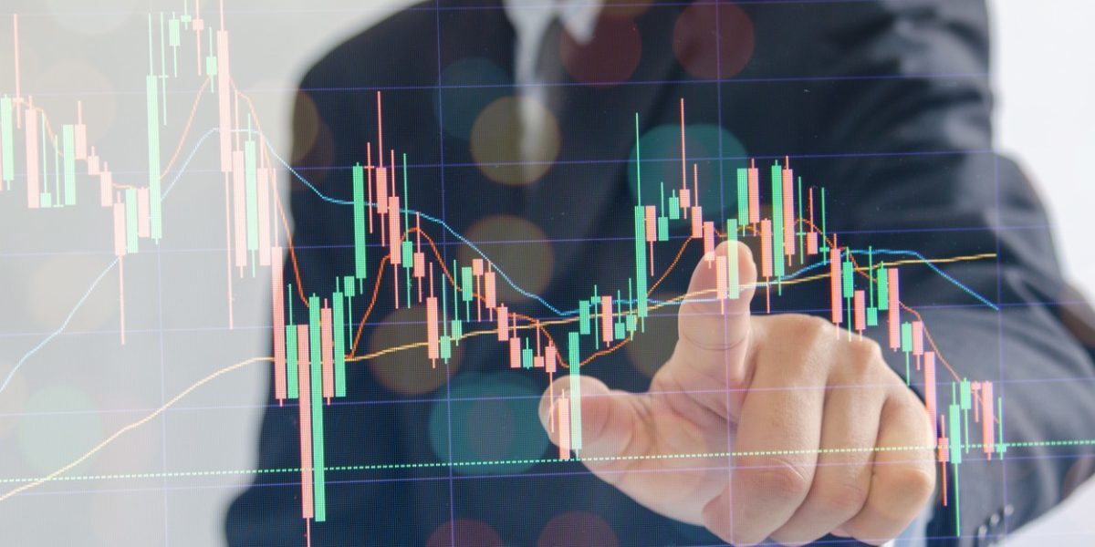 Bursa revine puternic: Creșteri de 4-5% la Electrica și TTS
