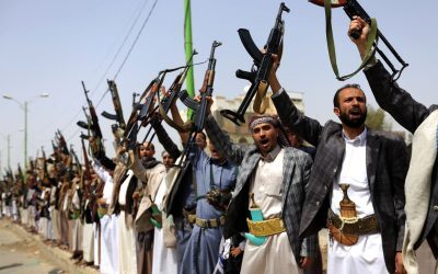 Houthii lovesc din nou: O rafinărie Aramco, ținta rebelilor