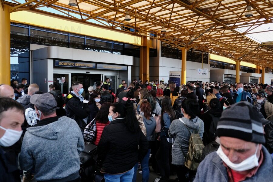 Cluj: Recorduri pe aeroport! 100.000 pasageri, 700 mișcări