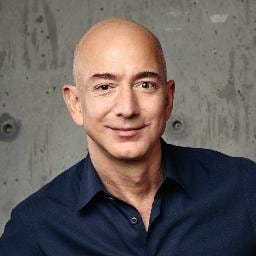 Bezos, la Liverpool: Investitori cumpără pachet minoritar, vizează controlul