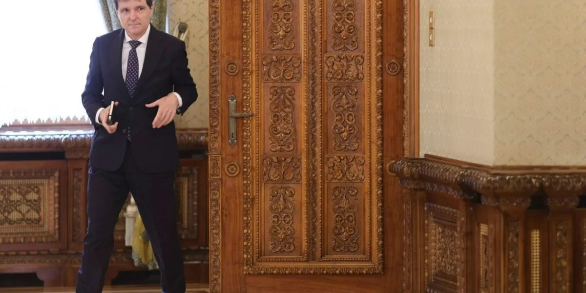 Nicușor Dan, presat la Cotroceni pentru premier
