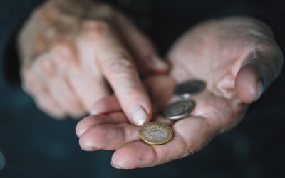 Pensionar, umilit pentru 3 euro: amenda absurdă pentru mașină