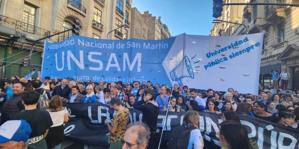 Argentina în fierbere: Milei, confruntări violente pe legea controversată