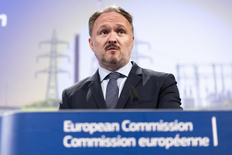 Jørgensen: Piața electrică UE rezistă, dar cere stocare
