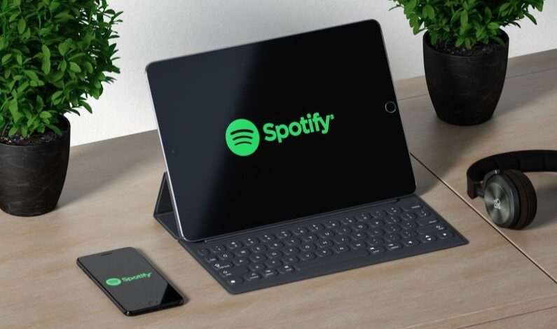 Spotify semnalează artiștii creați de AI