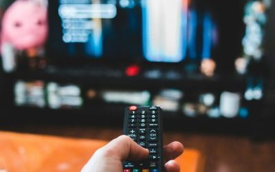 TV și creierul: Cum ne salvăm sănătatea de ecrane